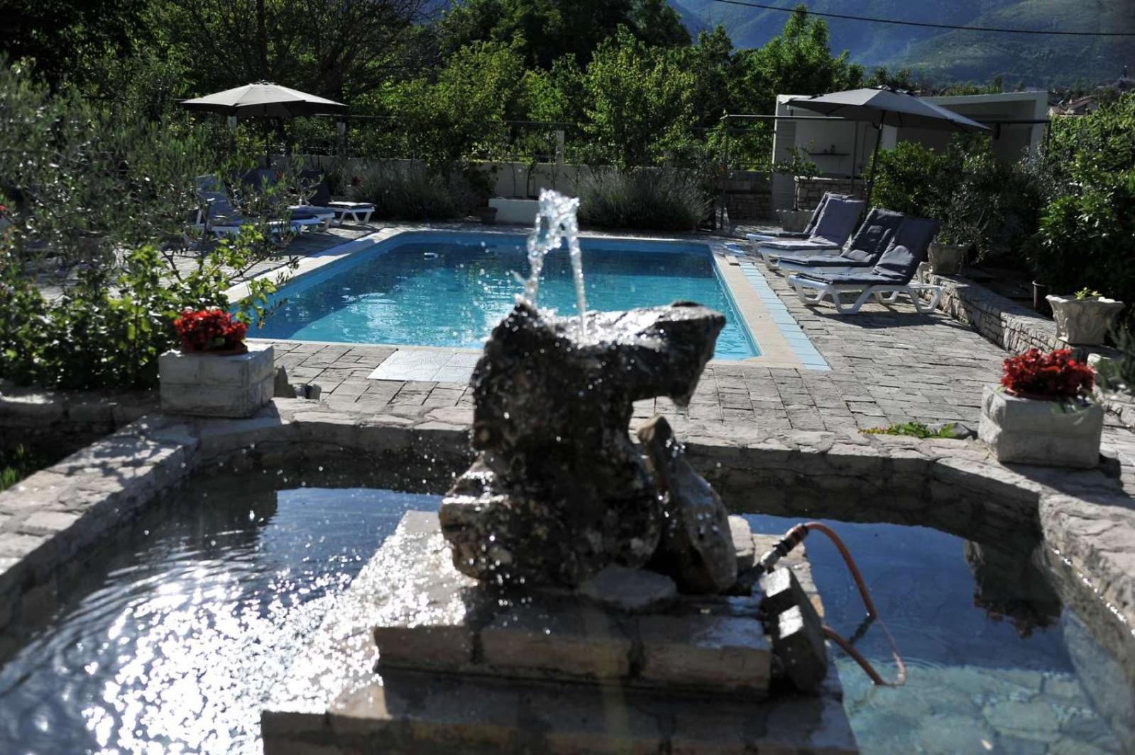 모스타르 Pool House Maslina 아파트 외부 사진